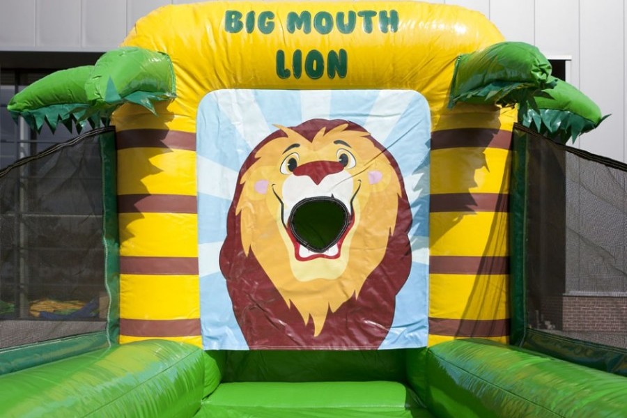 Hüpfburg Spielepaket Big Mouth Lion